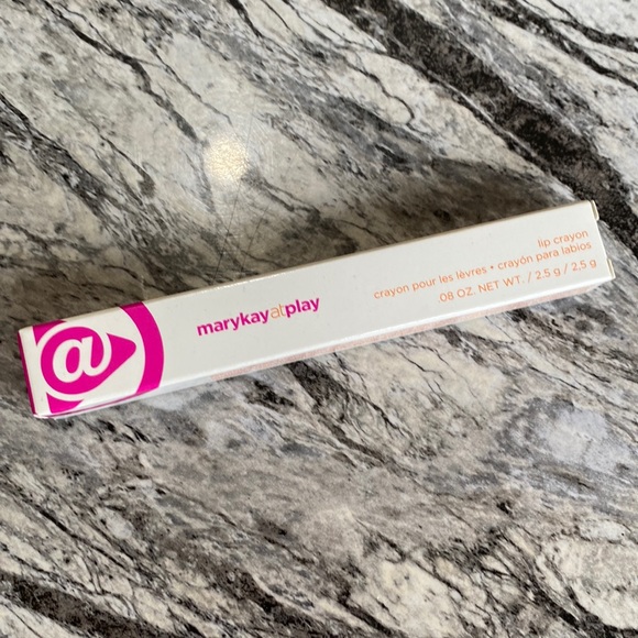 Mary Kay Perfect Pink 💕 Lip Crayon - Picture 2 of 3